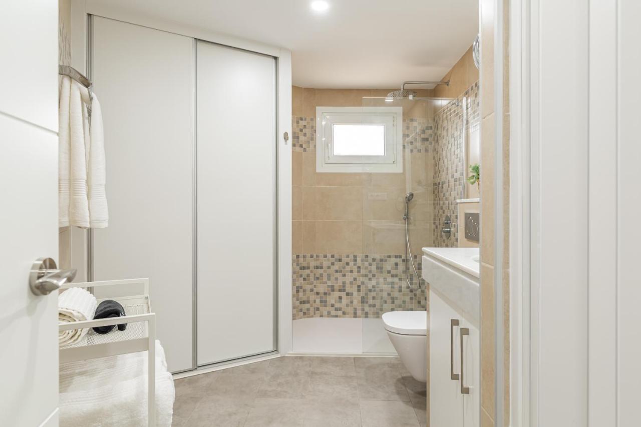 Modern Apartment Steps From The Beach Torrox Exterior foto