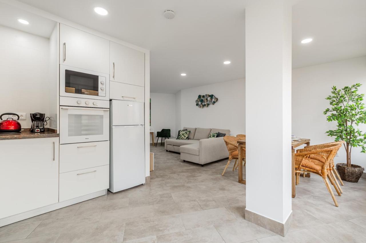 Modern Apartment Steps From The Beach Torrox Exterior foto
